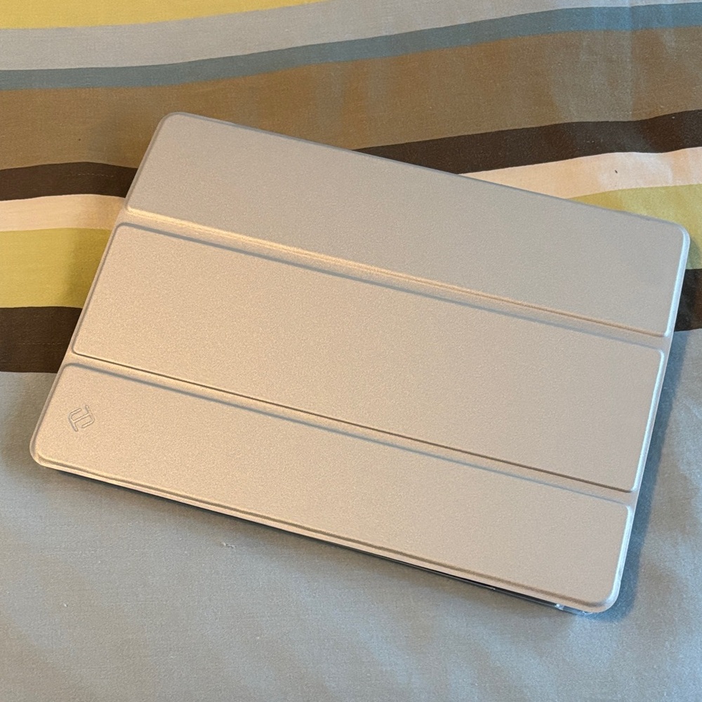 Elegant Silver Tablet Cover